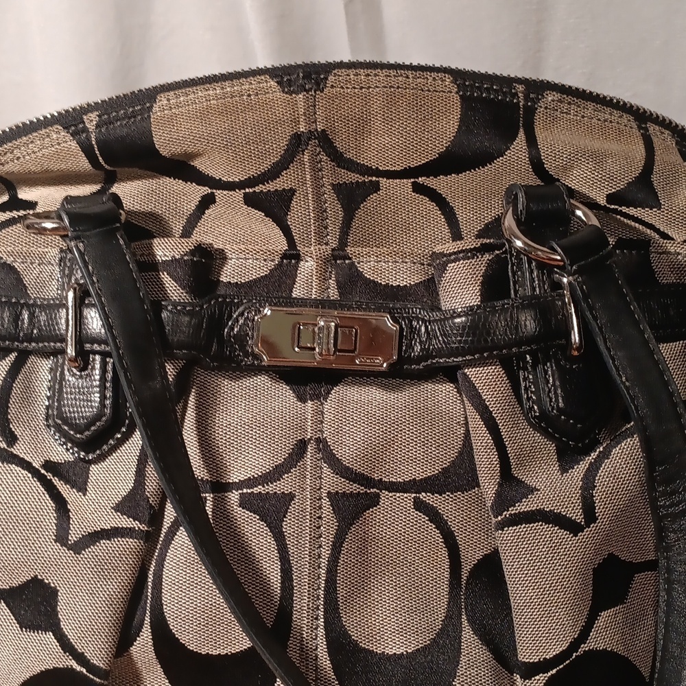 Coach Stylish Black and Tan Women's Bag - Picture 2 of 12